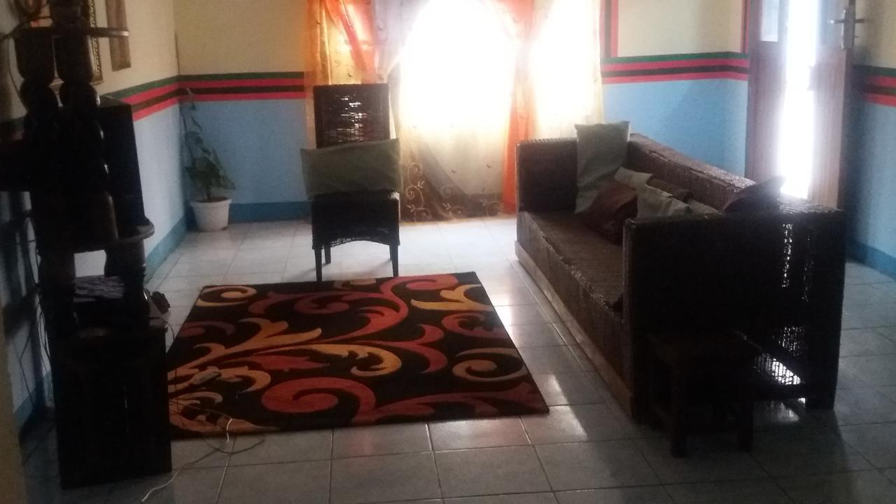 Hostel Kumunzi Backpackers Lusaka Exterior foto